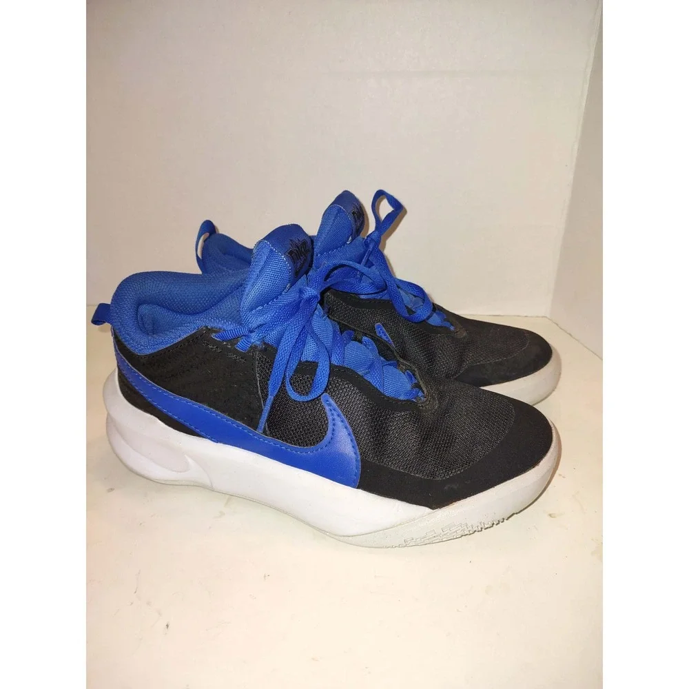Nike Team Hustle D10 GS Basketball Shoes Black Game Royal Blue CW6735-001 Sz 5Y